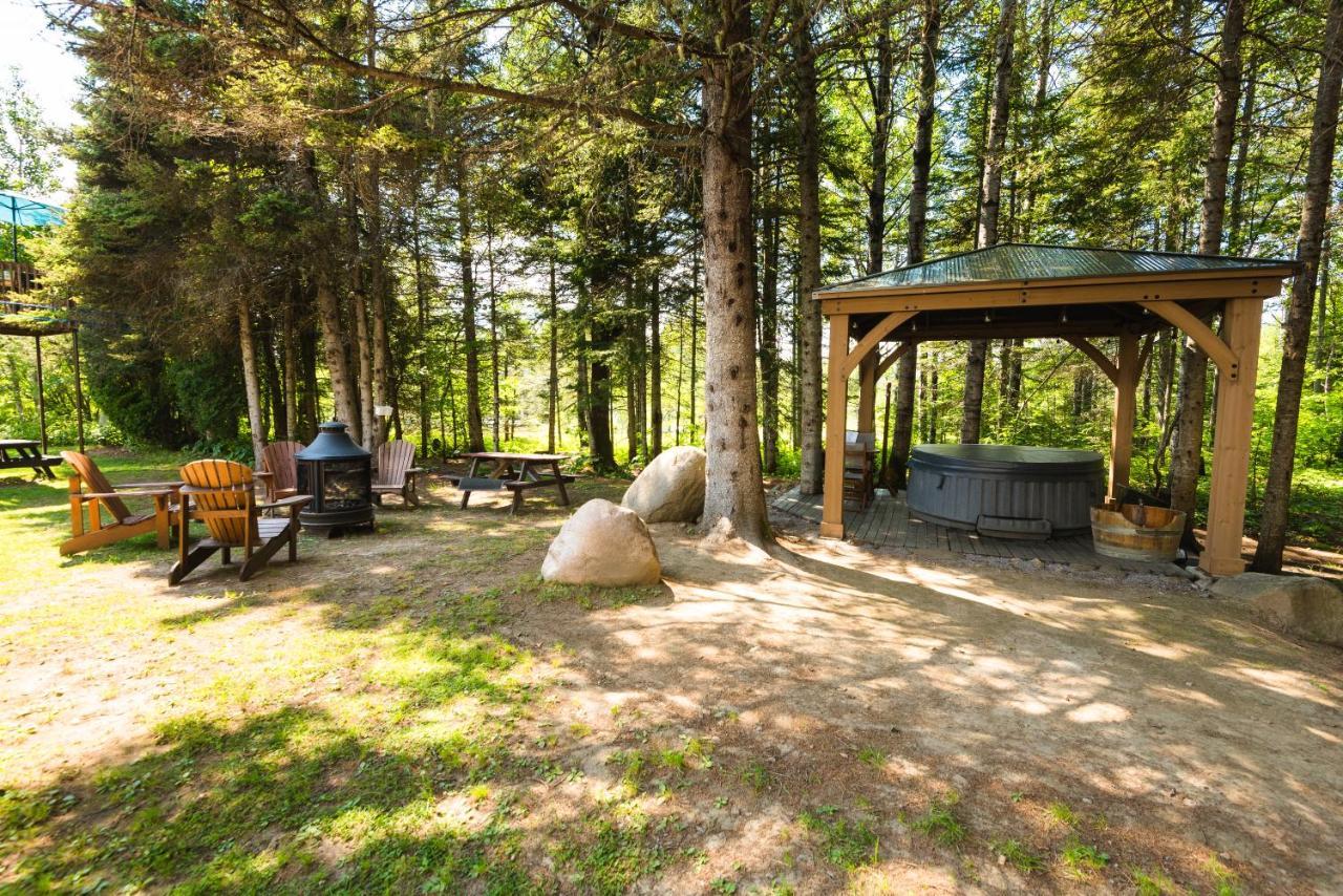 Hostel Au Sommet Du Fjord Sacre-Coeur Zewnętrze zdjęcie