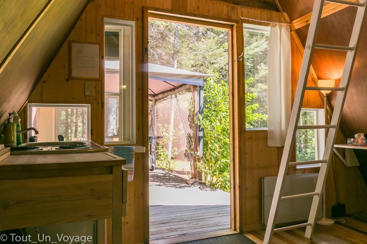 Hostel Au Sommet Du Fjord Sacre-Coeur Zewnętrze zdjęcie