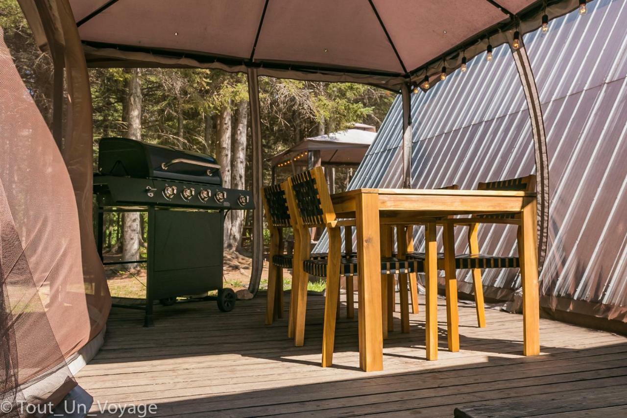 Hostel Au Sommet Du Fjord Sacre-Coeur Zewnętrze zdjęcie