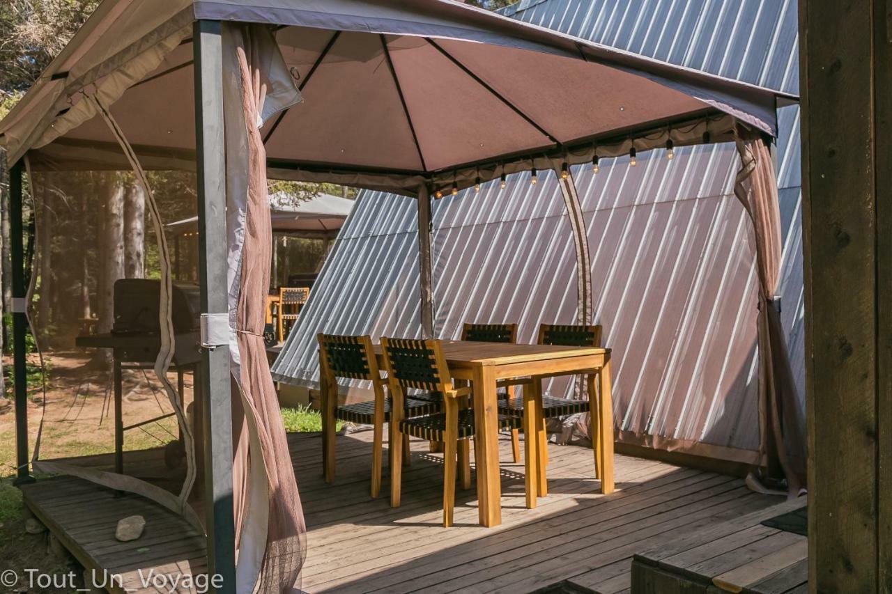 Hostel Au Sommet Du Fjord Sacre-Coeur Zewnętrze zdjęcie